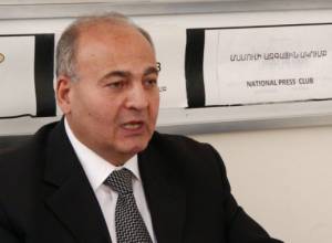 Victor Dallakyan quits HHK