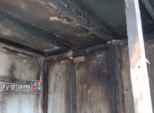 Сгорел домик, 15 защищавший бездомную семью