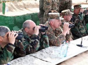 Bako Sahakyan watched military maneuvers of Defense Army
