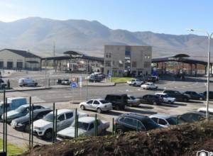 Government allocates money to Syrian Armenians to be able to import cars to Armenia