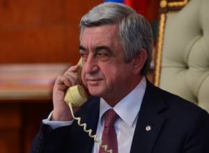 Serzh Sargsyan holds phone conversation with Trump's vice-president-elec
