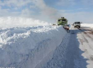 На участке Сараван – Зангер дорога труднопроходима