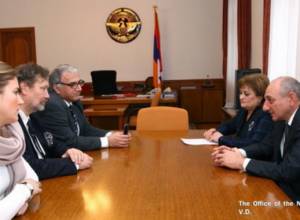 Artsakh President receives group of angiologists from Austria