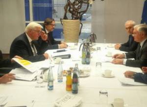 Эдвард Налбандян и Франк-Вальтер Штайнмайер встретились