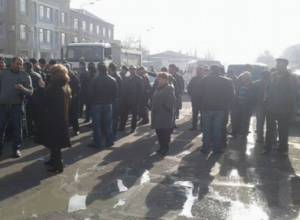 Наиритцы перекрыли проспект Багратуняц