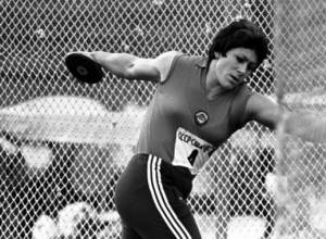 Armenian Olympic medalist Faina Melnik dies at 71