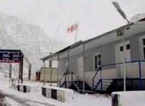 Սահմանային անցակետում մնացել է 77 բեռնատար