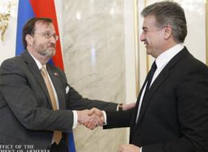 Armenian PM, US Ambassador discuss joint efforts to combat corruption