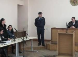 Женщину с 6-месячной беременностью освободили