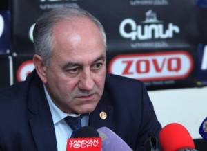 “People of different ideology suddenly appear in the same alliance”