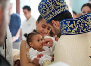 Армяне, живущие в Малазии и Индонезии, приняли участие в Литургии в Русской Православной церкви