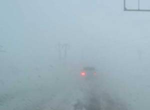 На участке Зангер Сисианского региона метель