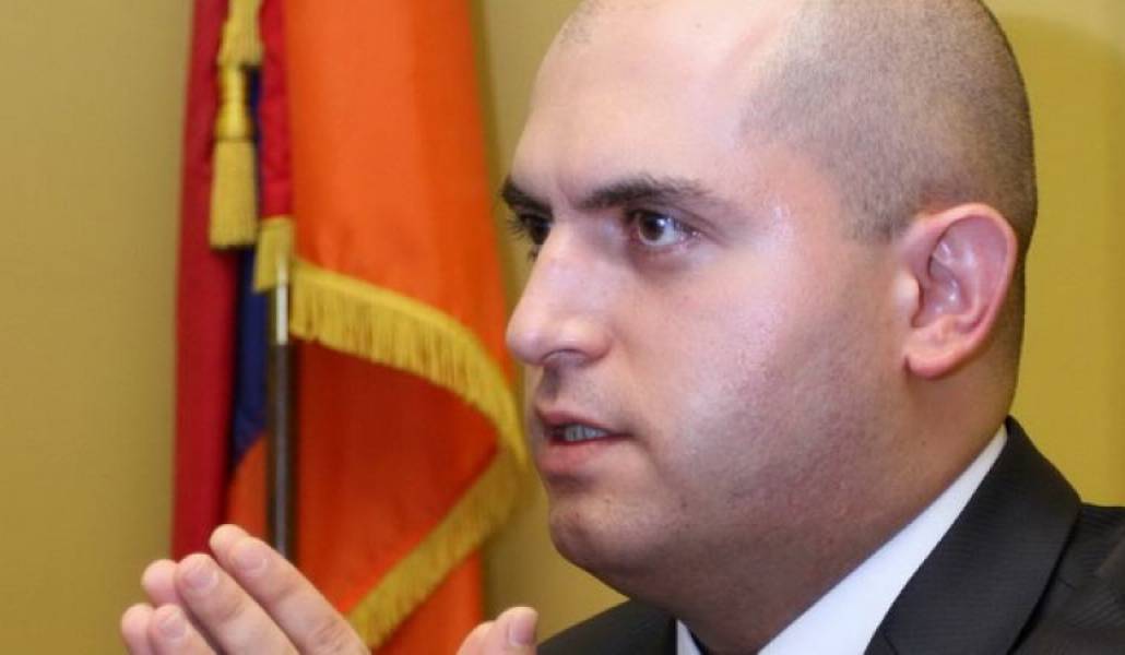 edc830c8b2c66f3bdb6f9f7421798b05