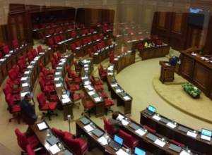 Lack of quorum in the NA: pupils instead of lawmakers