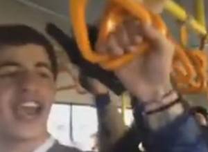 Nikol Pashinyan on the air: Livestreams from a city bus