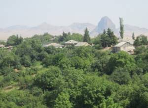 Imported agricultural products must be replaced by local