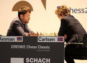 Levon Aronian ends in a draw