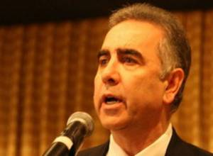 Turkish Writer Exposes Persecution of Jews in Turkey