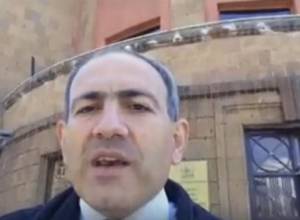 Pashinyan promises to appoint two candidates offered by citizens as heads of administrative districts