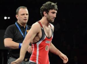 Armenia’s free style wrestlers to fight for bronze medals