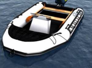 Неуправляемый корабль и резиновые лодки на Севане