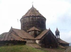 На перекрестке Ахпата движение будет приостановлено