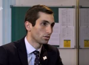 Yelk: Standing up or hanging president’s picture are customs remaining from Soviet