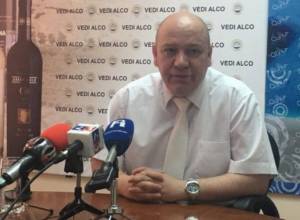 Экономист указывает пути борьбы с курением