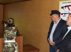 Министры и священники в лагере юных еркрапа