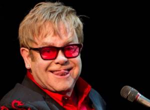 Грузинский концерт Элтона Джона перенесен: АликМедиа