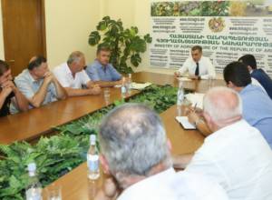 Քայլեր ենք իրականացնում, որ խաղողագործն իր աշխատանքից գոհ մնա. նախարար