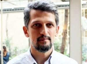 Karo Paylan arrives in Armenia