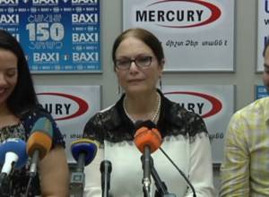 Araks Mansuryan: I do not like it when audience applads you for your past