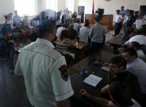 Defense attorneys in Sasna Tsrer case go on strike: Judge uses sanctions