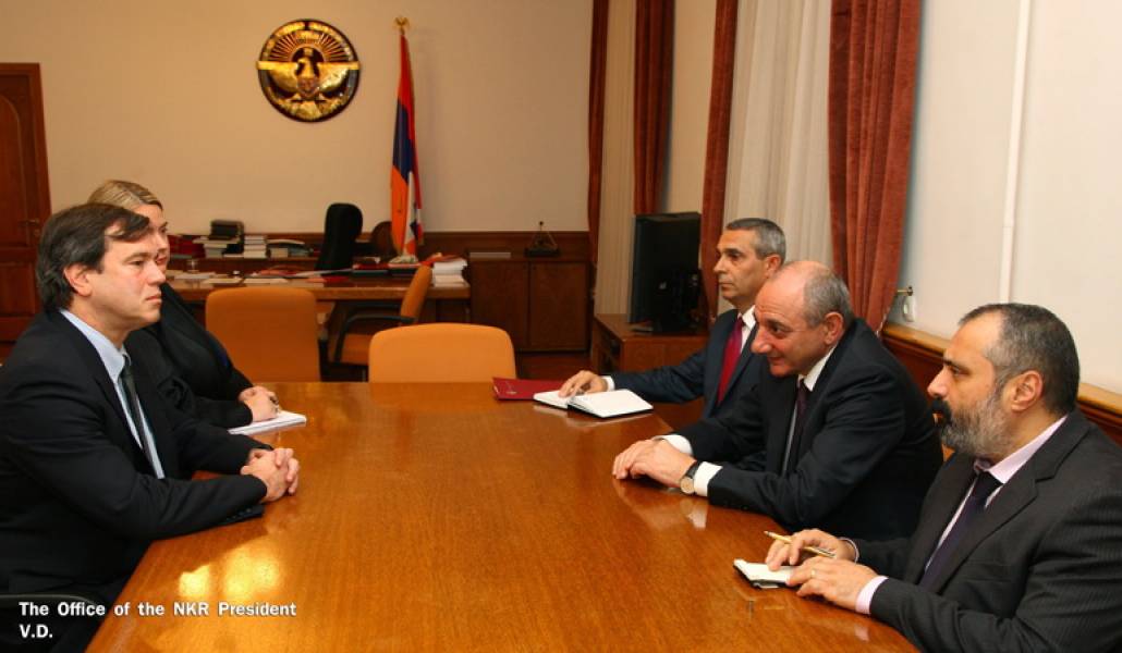 041017-AMNMKhHamAndrewSchofer