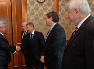 Serzh Sargsyan receives OSCE Minsk Group Co-Chairs