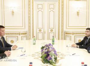 Armenian PM and Russian envoy discuss Medvedev’s visit