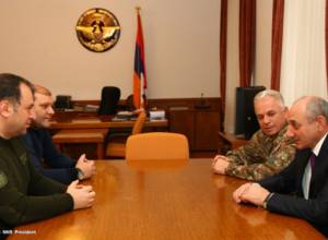 Bako Sahakyan meets with Vigen Sargsyan