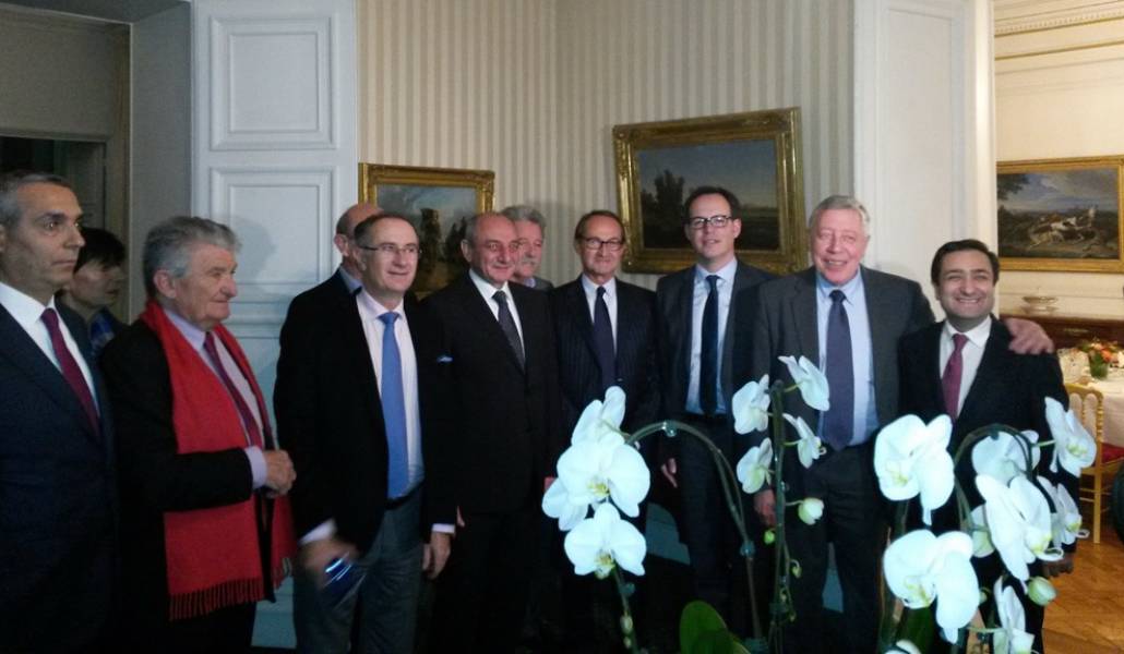 221117FranceAzgayinZhoghov