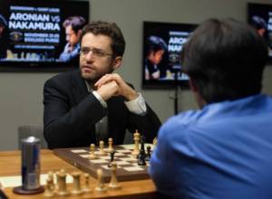 Ուղիղ. Լեւոն Արոնյանը կատաղի պայքար է մղում Հիկարու Նակամուրայի հետ