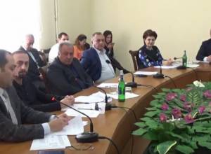 NA discussions on those avoiding military service. Live