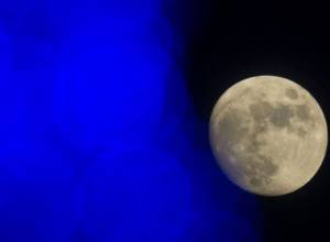 America returns to the Moon