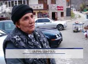 Գոշում կանայք խոտ վաճառելով են ապրում