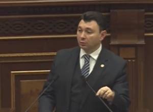Eduard Sharmazanov: I invite the actors to the hall