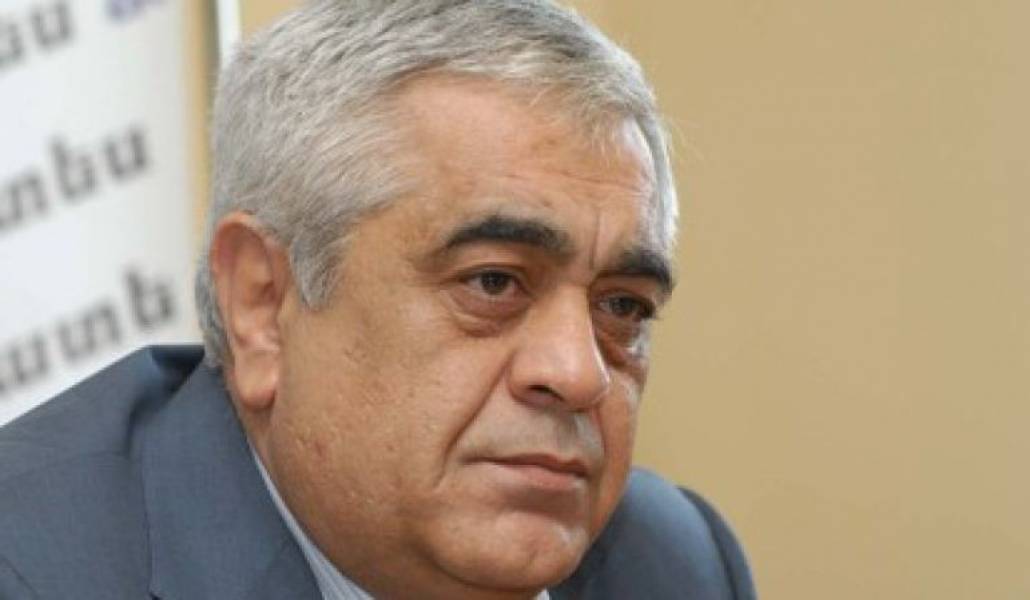 903542cbcf7fd1551f8d1faa168a1892