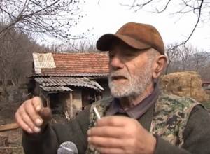 Забыв об опасности, продолжают жить