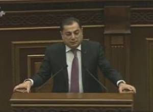 Nikol Pashinyan: The question on his citizenship of the Republic of Armenia remains unanswered