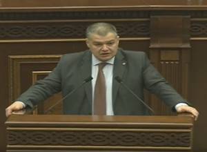 David Harutyunyan presents changes in structure of Government