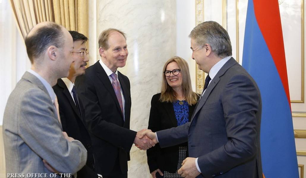 Hamashxarhayin-bank1