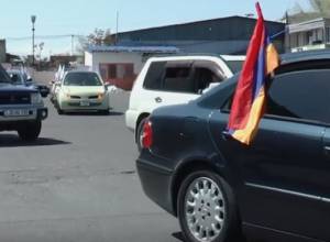 «Մերժիր Սերժին»-ի անդամները ավտոերթով միացան Փաշինյանի «ԻմՔայլ»-ին